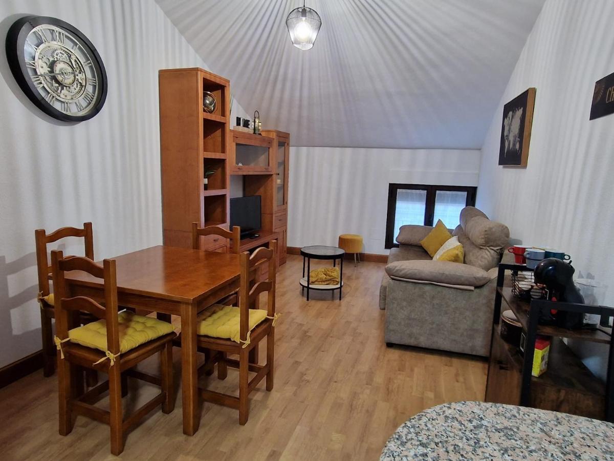 Vivienda Turistica Ibama2 Apartment Ciudad Rodrigo Luaran gambar